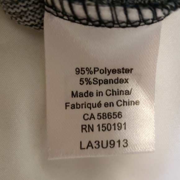 Horizontal stripe casual top. T-shirt material. - Picture 7 of 7